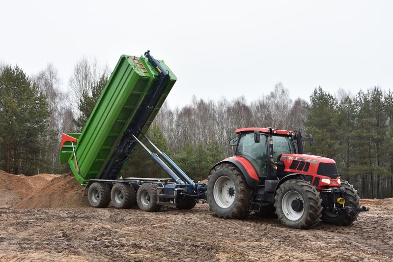 Porte caissons T386 au travail